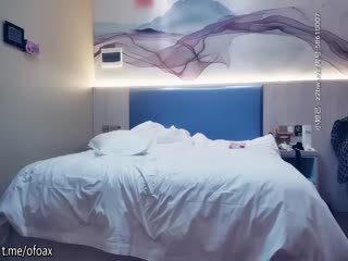 【文轩探花】深夜场约了个黑裙性长腿妹子啪啪，穿上情趣装口交拨开内裤上位骑坐猛操