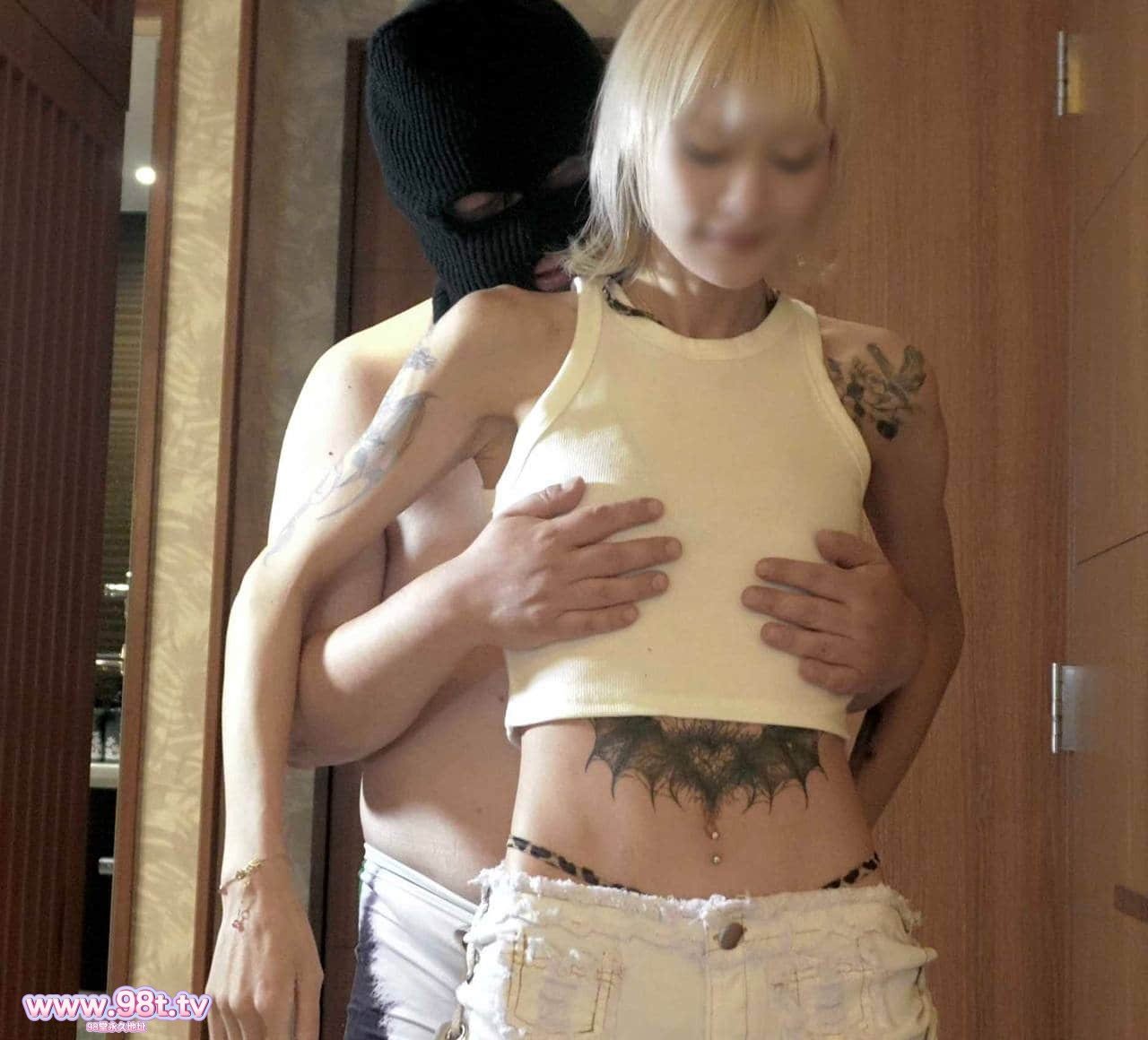 FC2PPV-4754720- 女優引退後初の衝撃映像！ルーレットゲームで白人巨根と交互セックス、