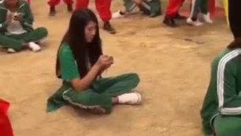 缅甸诈骗团伙园区骨干把一群学生妹骗到缅北惨遭性侵强暴视频