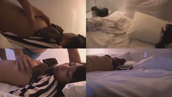 迷奸极品女神被随意玩弄挺巧奶子后被大屌操逼视频上