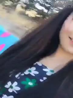 （国语对白）山西女网红野外露出与司机做爱直播互动国语对白淫荡